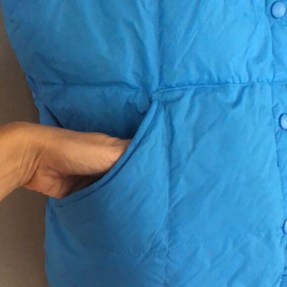 Lands End Blue goose down puffer vest. Size L - Picture 4 of 6